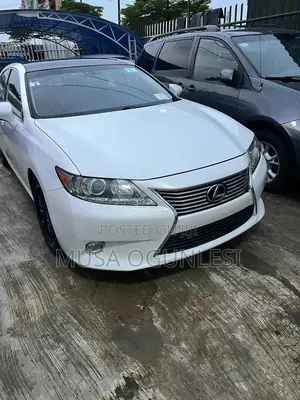 Lexus ES 2014 White