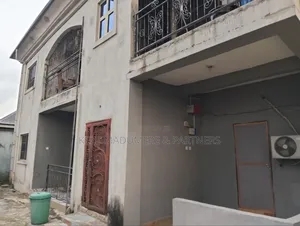 8bdrm Bungalow in Off Sars Road , Port for sale