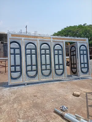 Rolling Gate