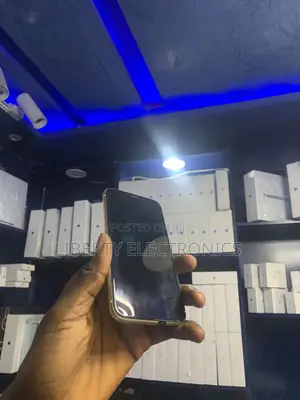 Apple iPhone XR 64 GB Yellow