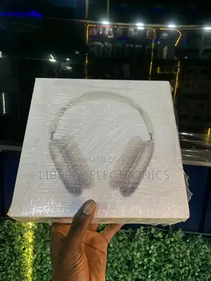 Brand New Airpods Max With Smart