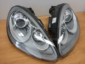 Head Light Porsche Cayenne 2013