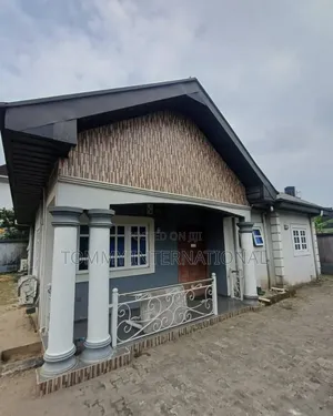 2bdrm Block of Flats in Port-Harcourt for sale