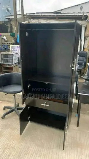 32inches Wardrobe