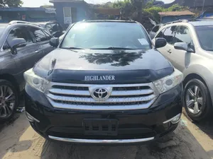 Toyota Highlander Limited 3.5L 2WD 2013 Black