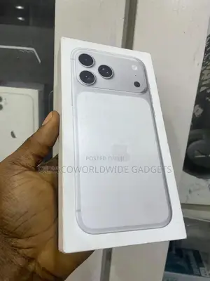 New Apple iPhone 17 Pro Max 256 GB Silver