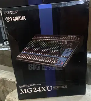 Yamaha Professional 24 Channels Mixer Mg24xu