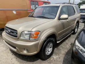 Toyota Sequoia SR5 4dr SUV (4.7L 8cyl 4A) 2003 Gold