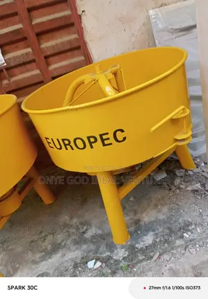 Europec Concrete Pan Mixer, a Type of Forced Action Mixer