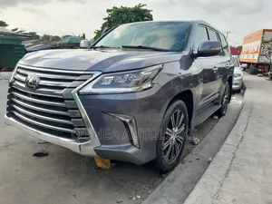 Lexus LX 570 AWD 2018 Gray