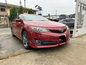 Toyota Camry SE V6 4dr Sedan (3.5L 6cyl 6A) 2013 Burgundy