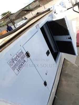 100kva Perkins Diesel Generator With 500l Base Fuel Tank
