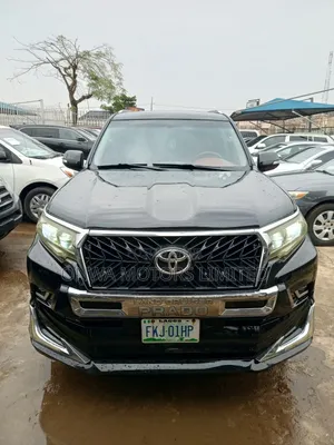 Toyota Land Cruiser Prado 4.0 Petrol TX-L 2010 Black