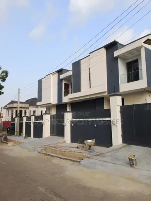 4bdrm Duplex in GRA Phase 1 for sale