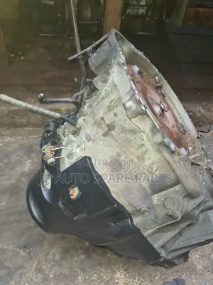 Toyota Sienna Japan Gear Box 13pin 2005/2006/2007