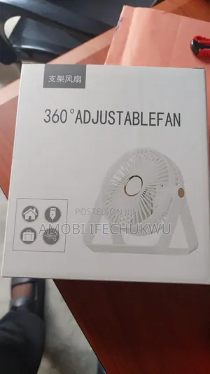 3600 Adjustable Mini Fan