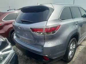 Toyota Highlander Limited V6 4x4 (3.5L 6cyl 6A) 2016 Silver