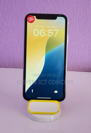 Apple iPhone XR 128 GB White