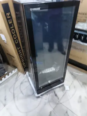 Sealed Box Snowsea Lc-270w Upright Cooler 270 Liters