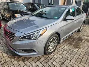 Hyundai Sonata Sport Sedan FWD (2.4L 4cyl 6A) 2017 Blue
