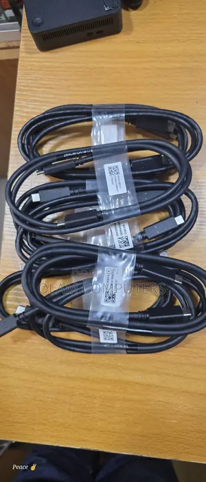 Dell Usb Type-C to C Gen 2 5a 1m Dp Alt Mode Cable