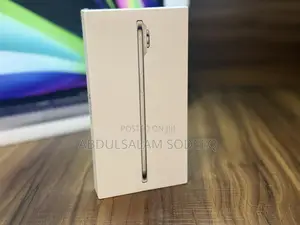 New Apple iPhone Air 256 GB Gold