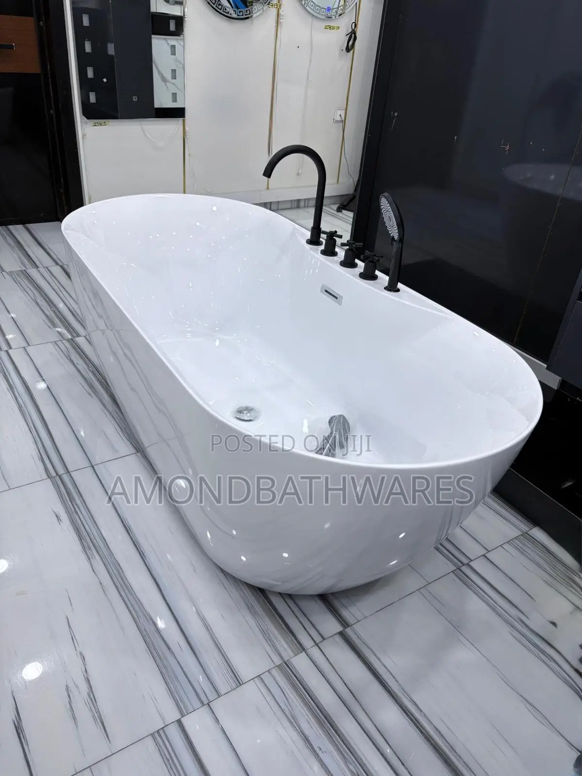 Bathtub With Filer