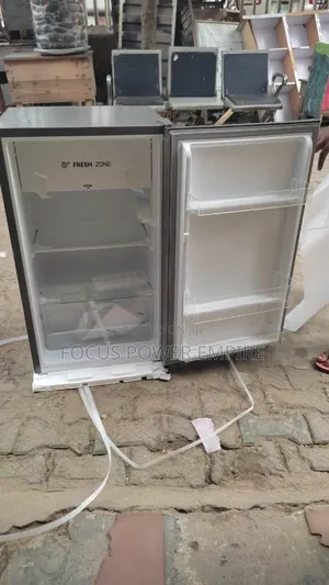 Original Snowsea Fridge And Small Freezer On Top 💯 Liter