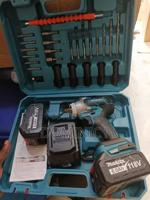 Makita 118v Cordless Brushless Impact Wrench Kit.