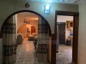 4bdrm Block of Flats in Ibadan for sale