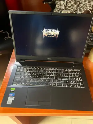 Laptop Hasee W156 4GB Intel Core i5 SSD 512GB