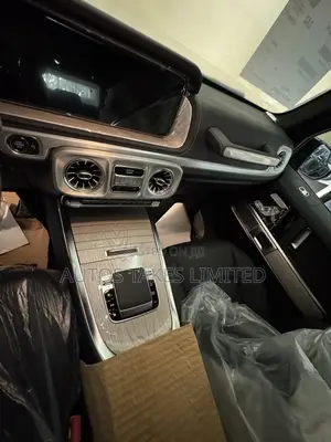 New Mercedes-Benz G-Class 2025 Black