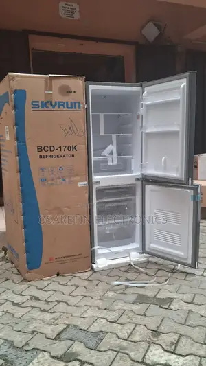 Skyrun Refrigerator Double Door 170 Litre, With Down Drawer Freezer
