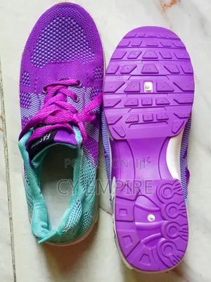 Unisex Sneakers