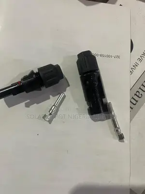 Mc4 Male And Female Connectors