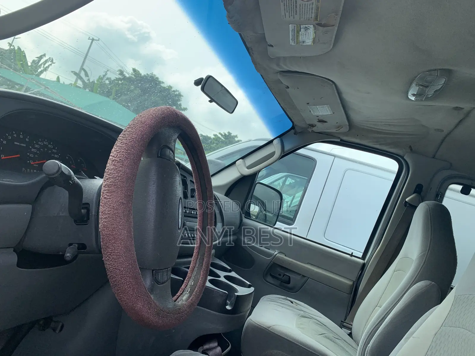 Ford E350 2007 Silver