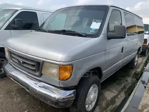 Ford E350 2007 Silver