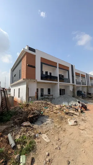 2bdrm Townhouse/Terrace in Professor Olumbe, Bodija for sale