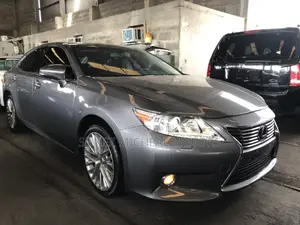 Lexus ES 2015 Gray