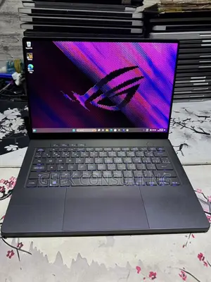 Laptop Asus ROG Zephyrus G14 16GB AMD Ryzen 7 SSD 1T