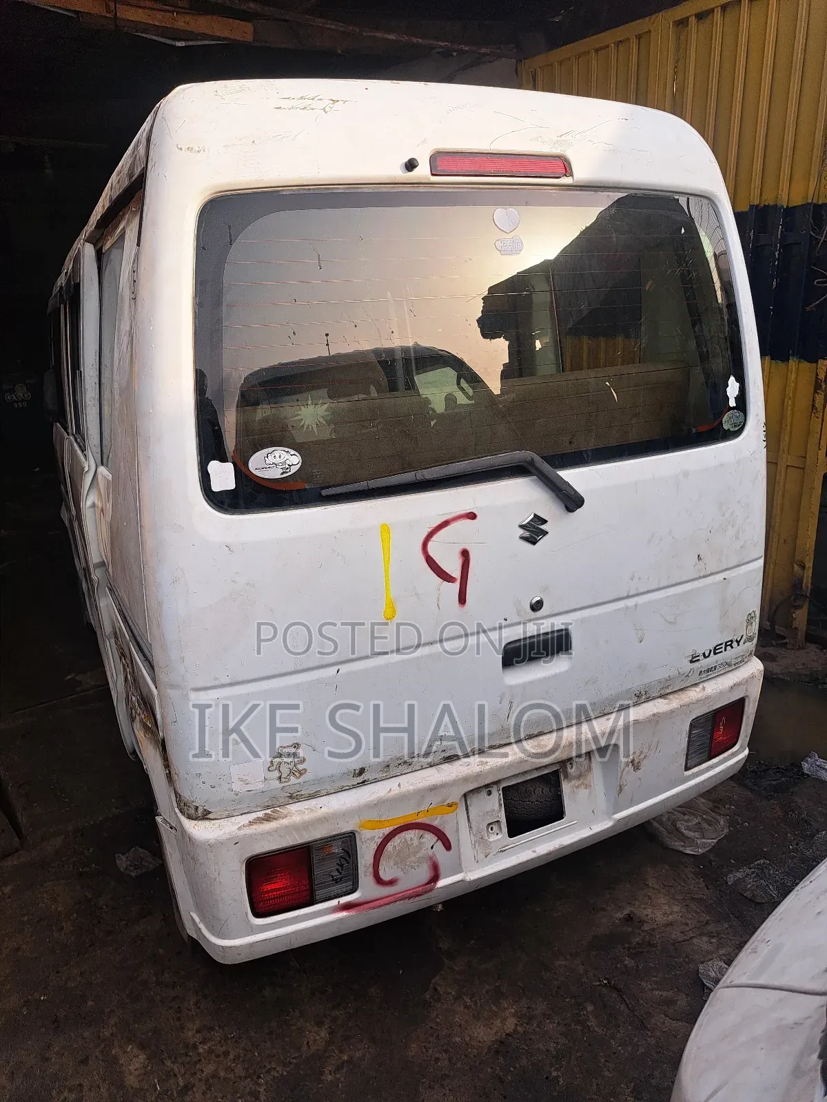 Suzuki Every 2012