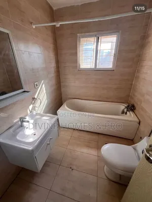 4bdrm Townhouse / Terrace in Life Camp By for rent
