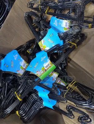 Black Iron Hangers (10pcs a Pack)