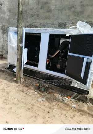 Brand New Perkins 350kva Soundproof Diesel Silent Lister Generator