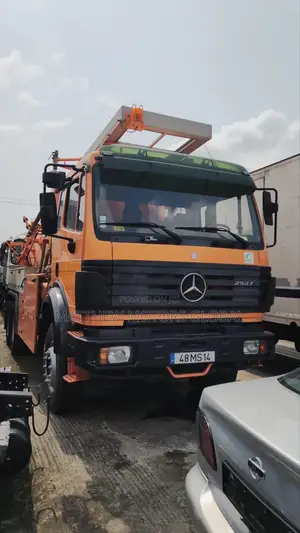 Super Clean Foreign Used Mercedes Benz Sewage Truck