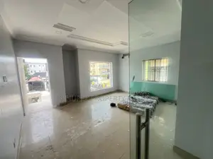 Shop Showroom for Rent at Lekki Phase1