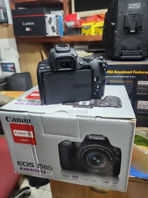 Canon 250d Camera