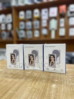 Magnetic Selfie Screen