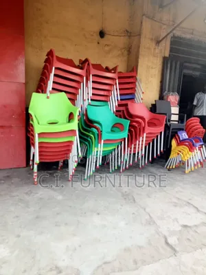Good Plastic Chair With Arms