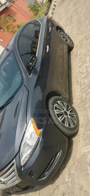 Nissan Sentra SL 2013 Blue